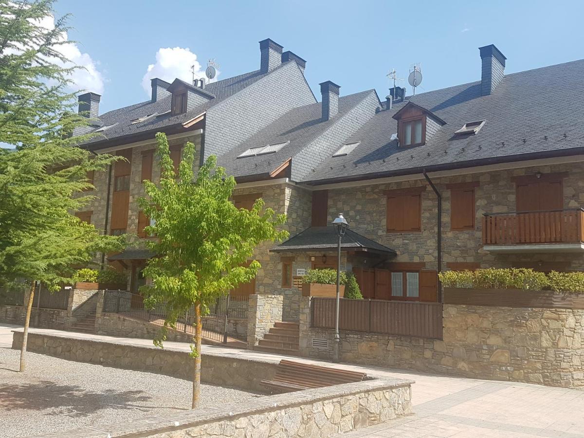 Family Attic Esterri Esterri D'Aneu Εξωτερικό φωτογραφία