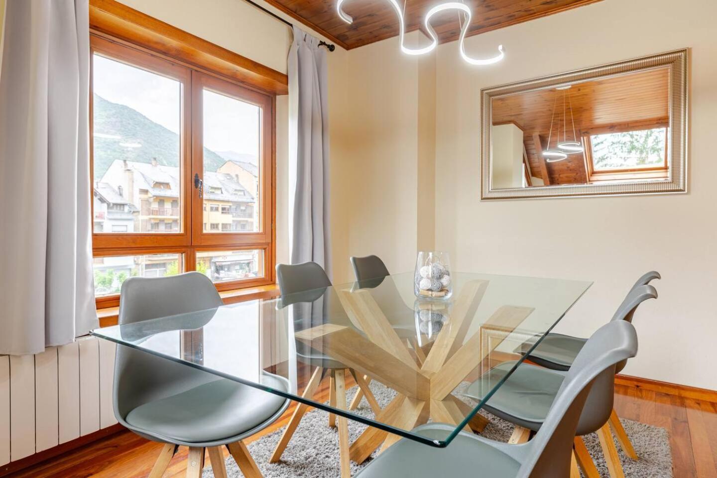 Family Attic Esterri Esterri D'Aneu Εξωτερικό φωτογραφία
